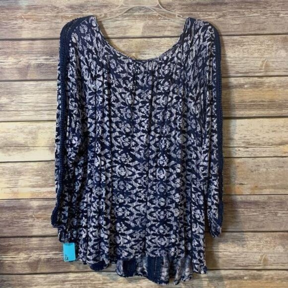 Lucky Brand Top S Small Blouse Blue Scoop Lace Oversized Loose Fit - Picture 3 of 5